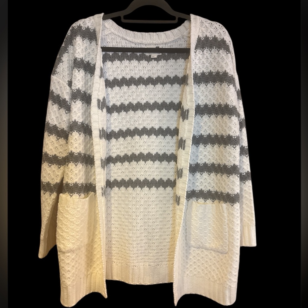L.A. HEARTS WHITE & GRAY TEXTURED SWEATER CARDIGAN ONE SIZE FITS ALL